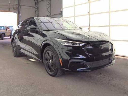 2022 Ford Mustang Mach-E California Route 1