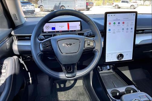 2022 Ford Mustang Mach-E California Route 1