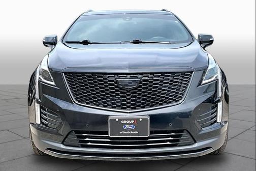 Stellar Black Metallic 2021 Cadillac XT5 Luxury