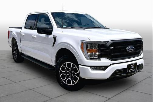 Oxford White 2022 Ford F-150 XLT