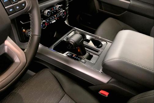 Avalanche 2026 Ford F-150 XLT