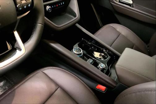 Agate Black Metallic 2026 Ford Explorer Platinum