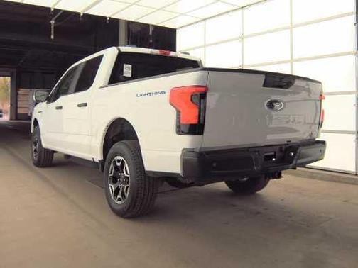 Oxford White 2022 Ford F-150 Lightning Pro