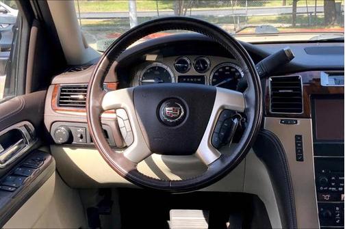 2014 Cadillac Escalade ESV Platinum Edition