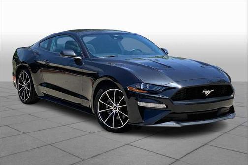 2022 Ford Mustang EcoBoost