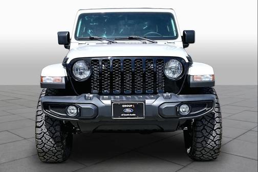 Bright White Clearcoat 2023 Jeep Gladiator Willys 4x4