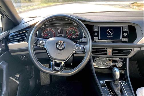 2021 Volkswagen Jetta 1.4T R-Line