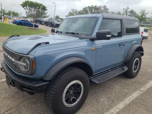 Azure Gray Metallic Tri-Coat 2023 Ford Bronco Badlands