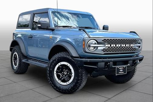 Azure Gray Metallic Tri-Coat 2023 Ford Bronco Badlands
