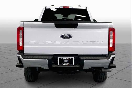 2026 Ford F-350 XLT