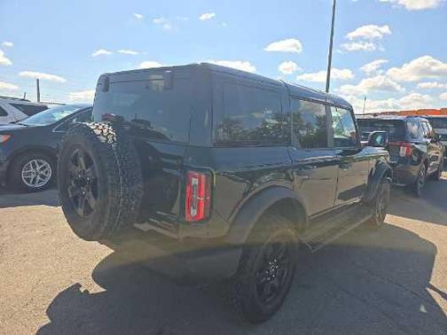 Shadow Black 2025 Ford Bronco Outer Banks