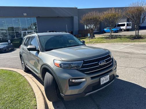 2020 Ford Explorer XLT
