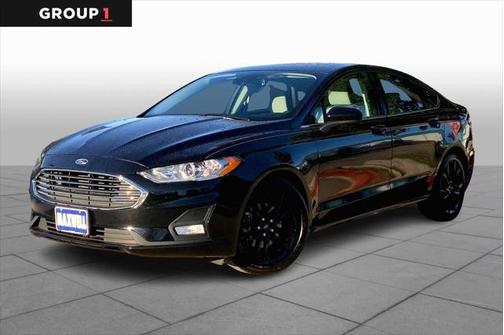 2020 Ford Fusion SE