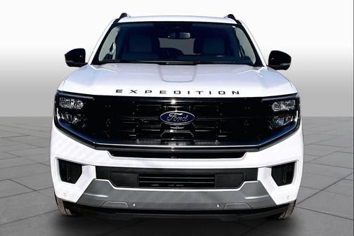 Oxford White 2025 Ford Expedition Platinum