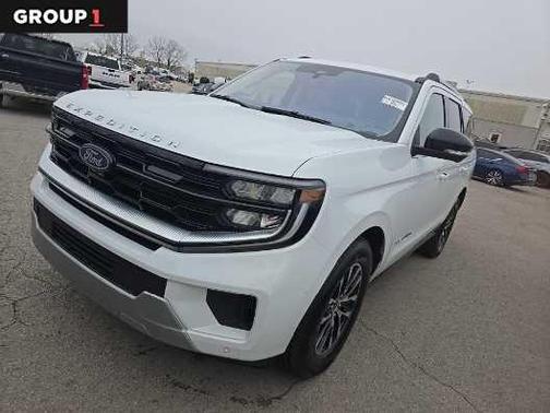 Oxford White 2025 Ford Expedition Platinum