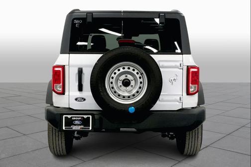 Oxford White 2026 Ford Bronco Base