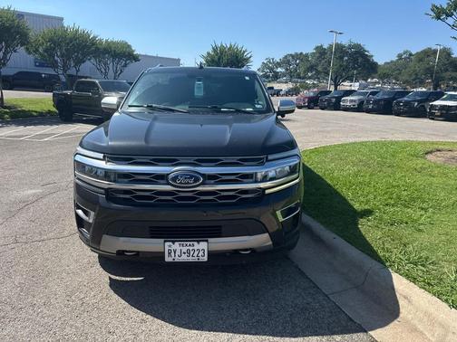 Dark Matter Metallic 2022 Ford Expedition Max Platinum