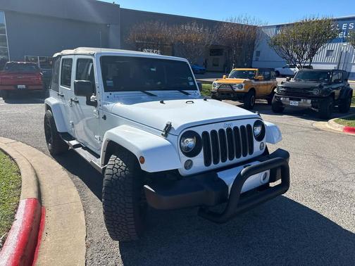 2016 Jeep Wrangler Unlimited Sahara