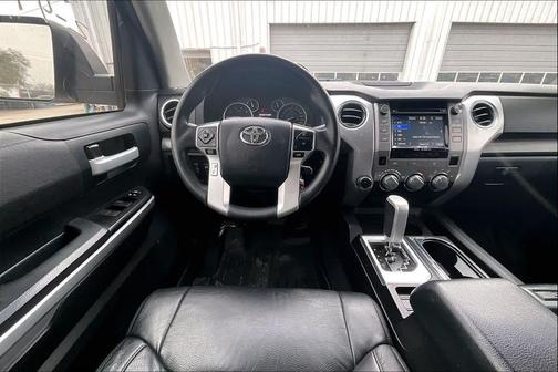 2016 Toyota Tundra SR5