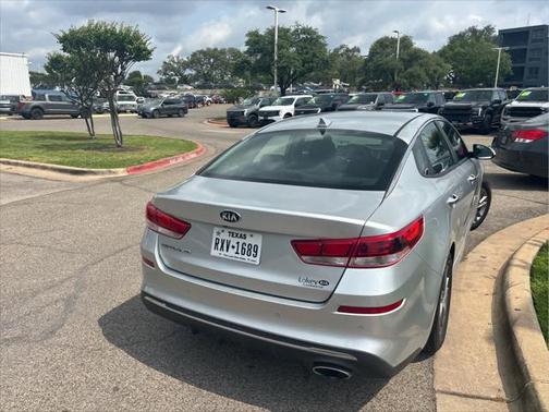 2020 Kia Optima LX