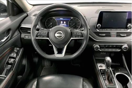 2023 Nissan Altima SR FWD