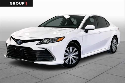 2022 Toyota Camry LE