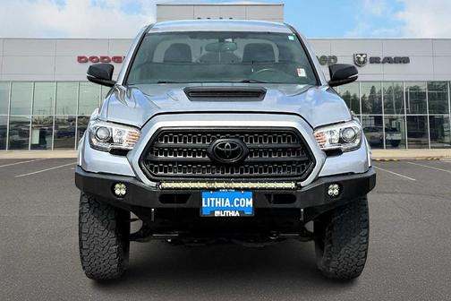 2017 Toyota Tacoma TRD Sport