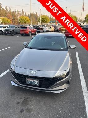 2021 Hyundai ELANTRA SEL