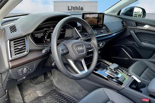 2024 Audi Q5 40 Premium