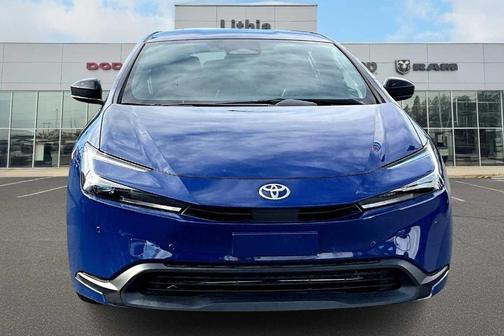 2025 Toyota Prius LE