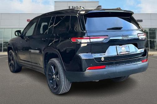 2021 Jeep Grand Cherokee L Laredo