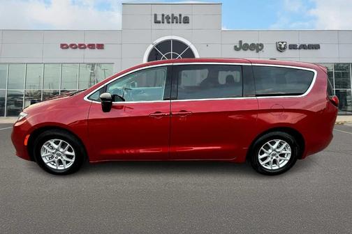 2024 Chrysler Pacifica Touring-L