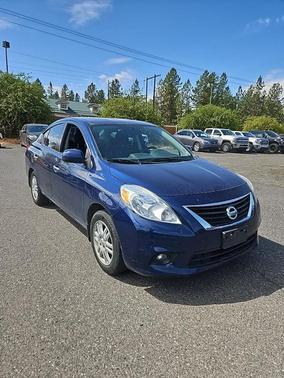 2014 Nissan Versa 1.6 SV