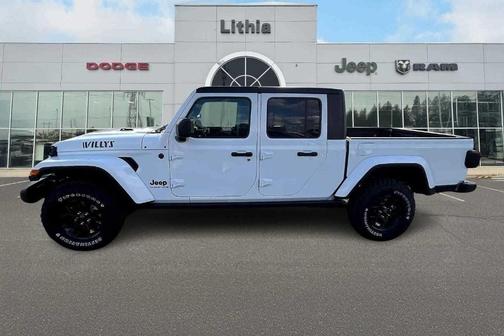 2025 Jeep Gladiator Sport