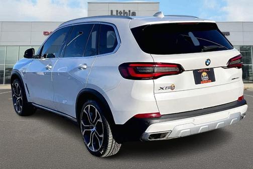 2021 BMW X5 PHEV xDrive45e