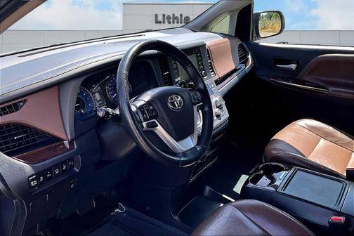 2018 Toyota Sienna Limited Premium