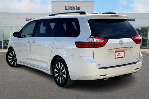 2018 Toyota Sienna Limited Premium