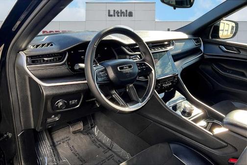 2024 Jeep Grand Cherokee L Laredo