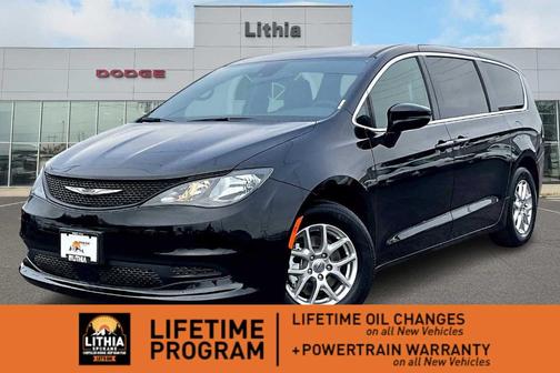 2025 Chrysler Voyager LX