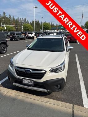 2022 Subaru Outback Touring XT