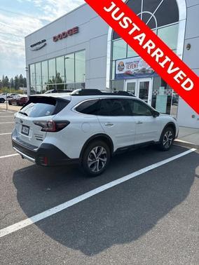2022 Subaru Outback Touring XT