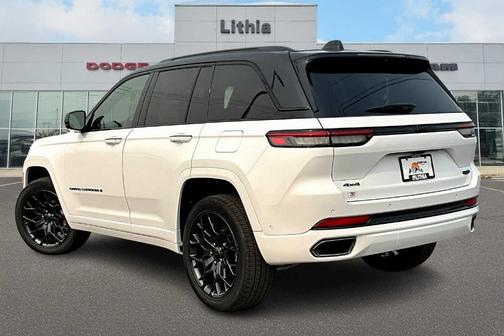 2025 Jeep Grand Cherokee Summit