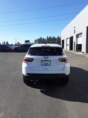 2024 Jeep Compass Sport