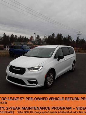 2024 Chrysler Pacifica Touring-L