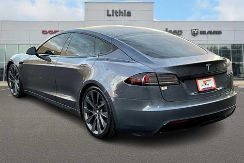 2022 Tesla Model S Base