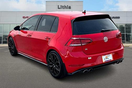 2019 Volkswagen Golf R 2.0T w/DCC & Navigation