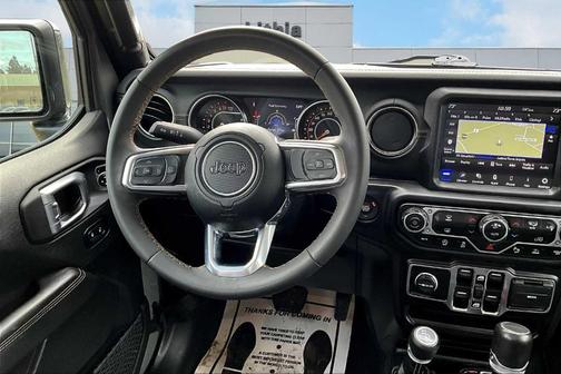 2023 Jeep Gladiator Overland