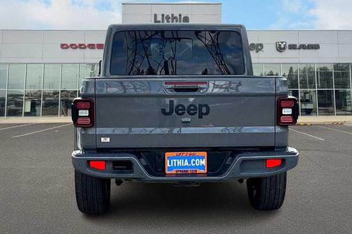 2023 Jeep Gladiator Overland