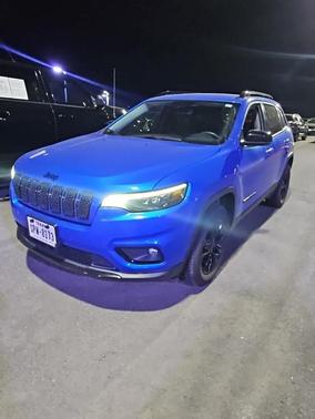 2023 Jeep Cherokee Altitude Lux