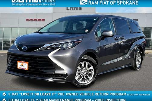 2024 Toyota Sienna LE